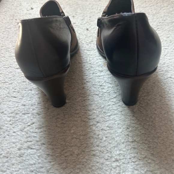 Aerosoles brown wedge shoes - Picture 2 of 4